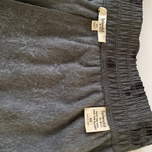 Splendid Tiger’s Eye Leopard Print Sweatshirt and Sweatpants Gray Size XS - Picture 6 of 7